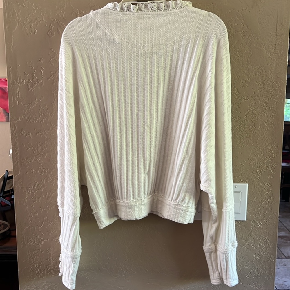 Free People Women’s More Romance Top color Ivory size XL - Picture 9 of 16